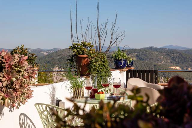 Villa Marco - Repas sur la terrasse -  <span><span><span>Location Villa et Chambres près de Barcelone</span></span></span>